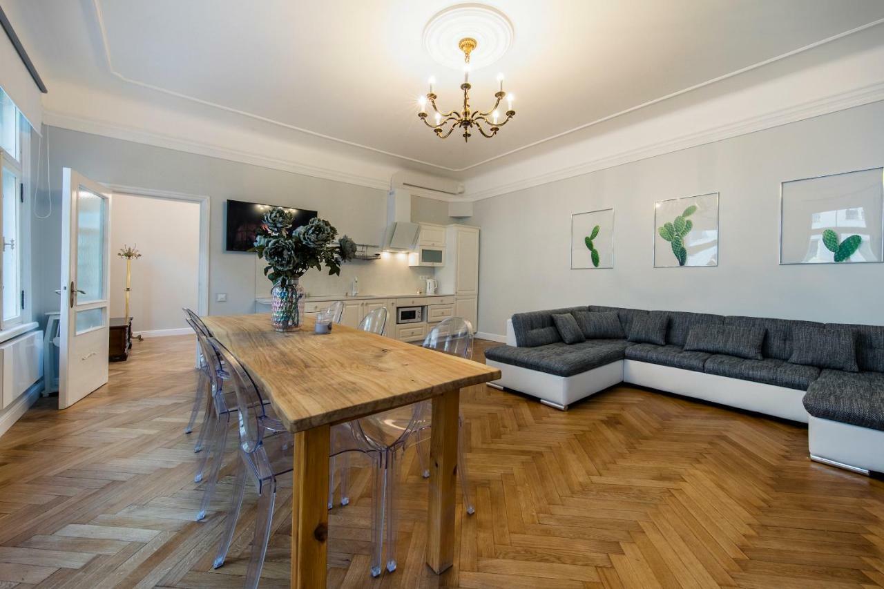 Modern History Apartment Reval Exterior foto