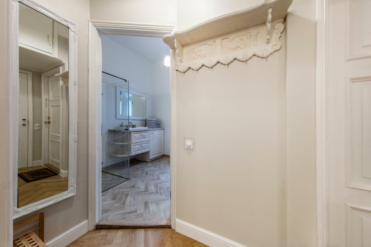 Modern History Apartment Reval Exterior foto